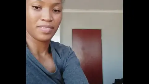 Real Amateur Girlfriend Sex Tape on Phone