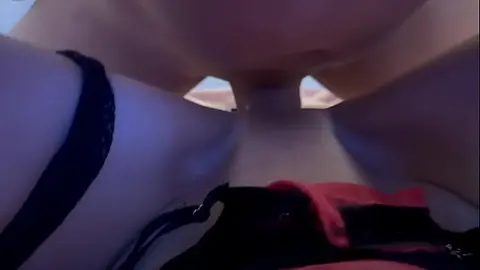 Latina Beauty with Dildo & Big Ass in Homemade Video